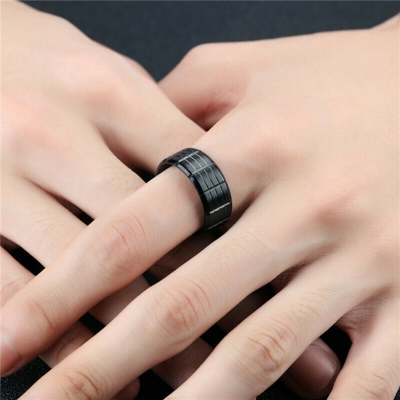Men&Women Black Stainless Steel Titanium Band Ring - Picture 5 of 5